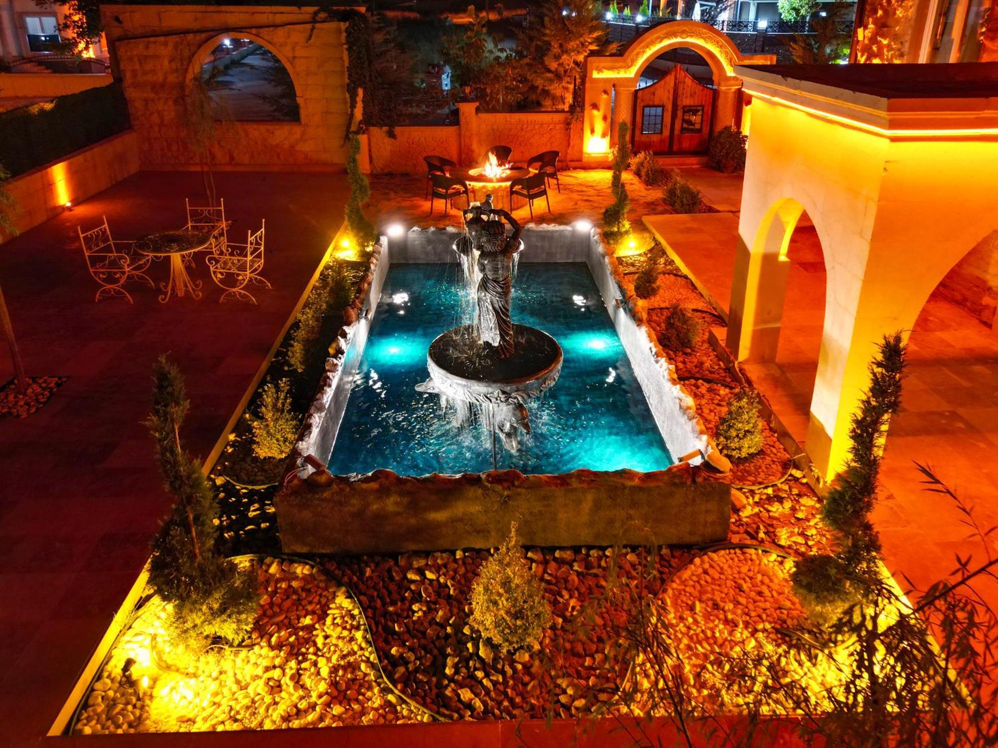 Moonlight Of Cappadocia Hotel อุตชิซาร์ ภายนอก รูปภาพ