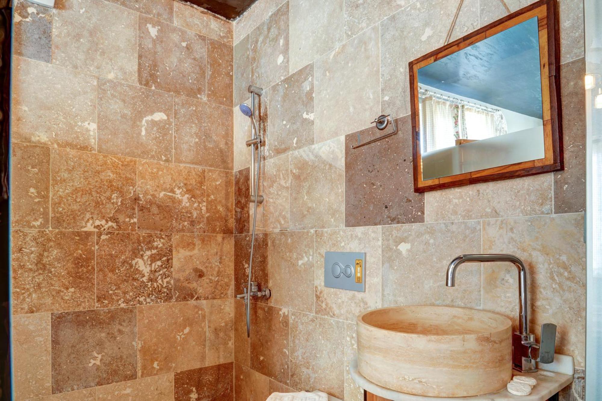 Moonlight Of Cappadocia Hotel อุตชิซาร์ ภายนอก รูปภาพ