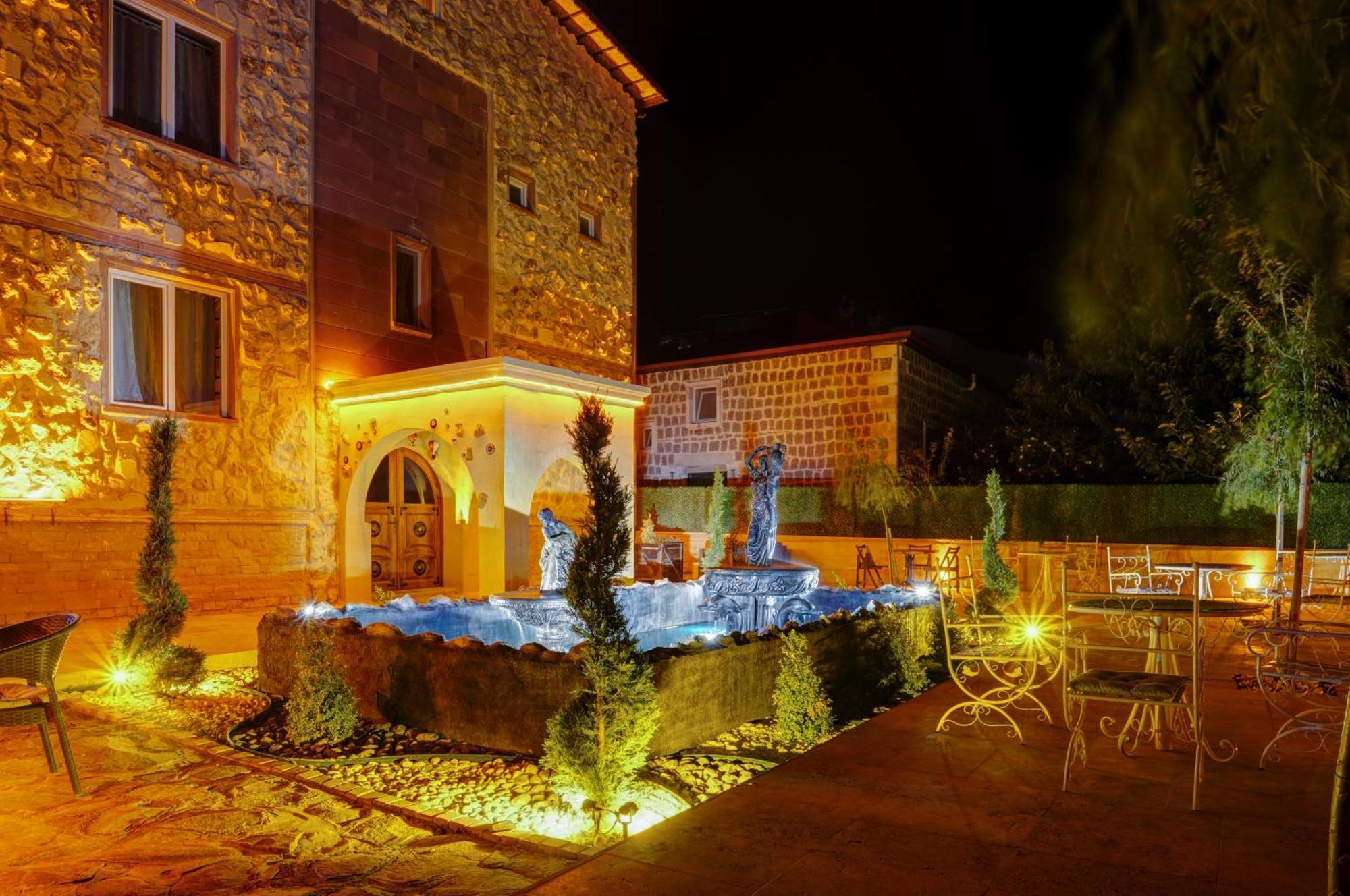 Moonlight Of Cappadocia Hotel อุตชิซาร์ ภายนอก รูปภาพ